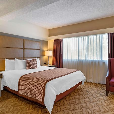 Best Western Plus Thousand Oaks Inn Экстерьер фото