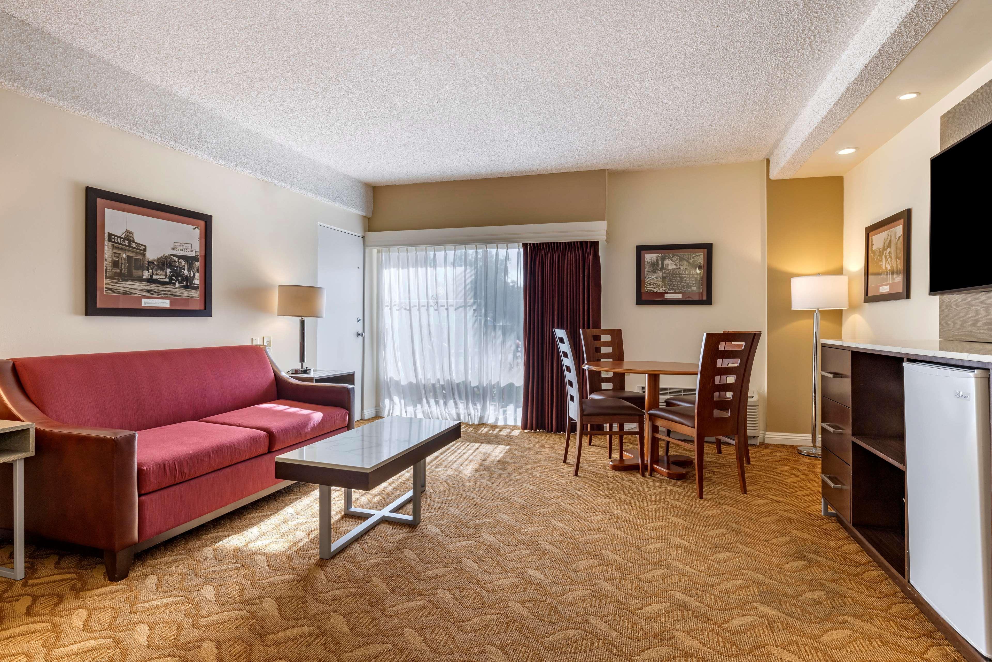 Best Western Plus Thousand Oaks Inn Экстерьер фото