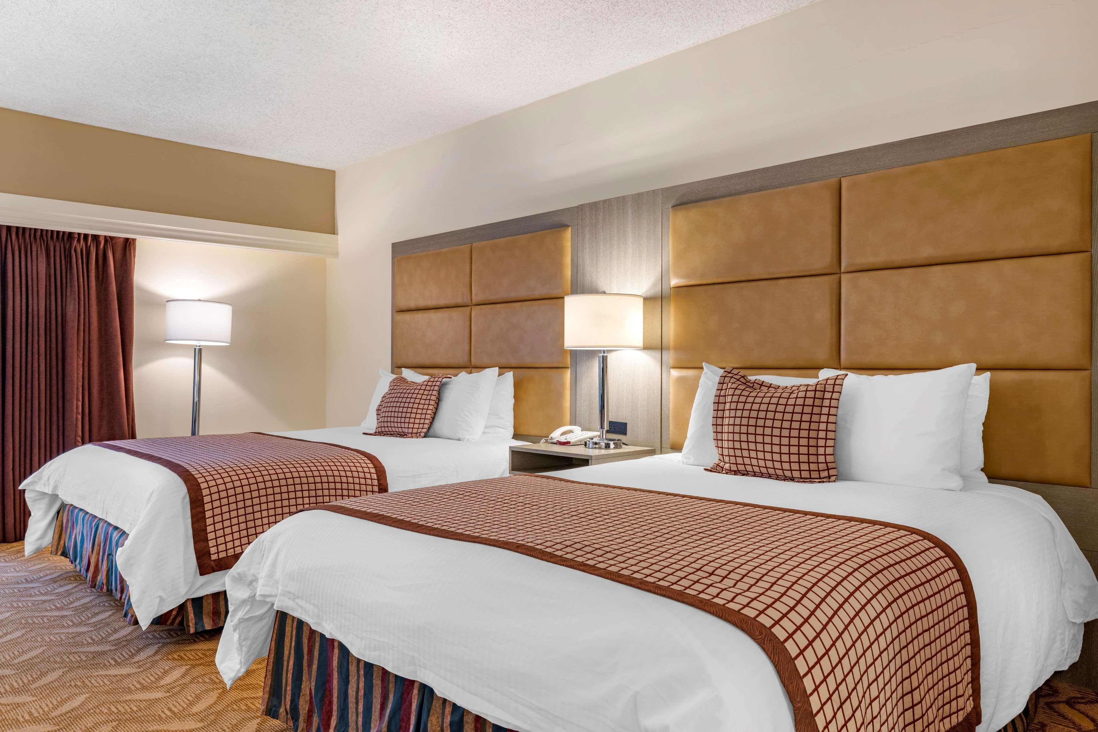 Best Western Plus Thousand Oaks Inn Экстерьер фото
