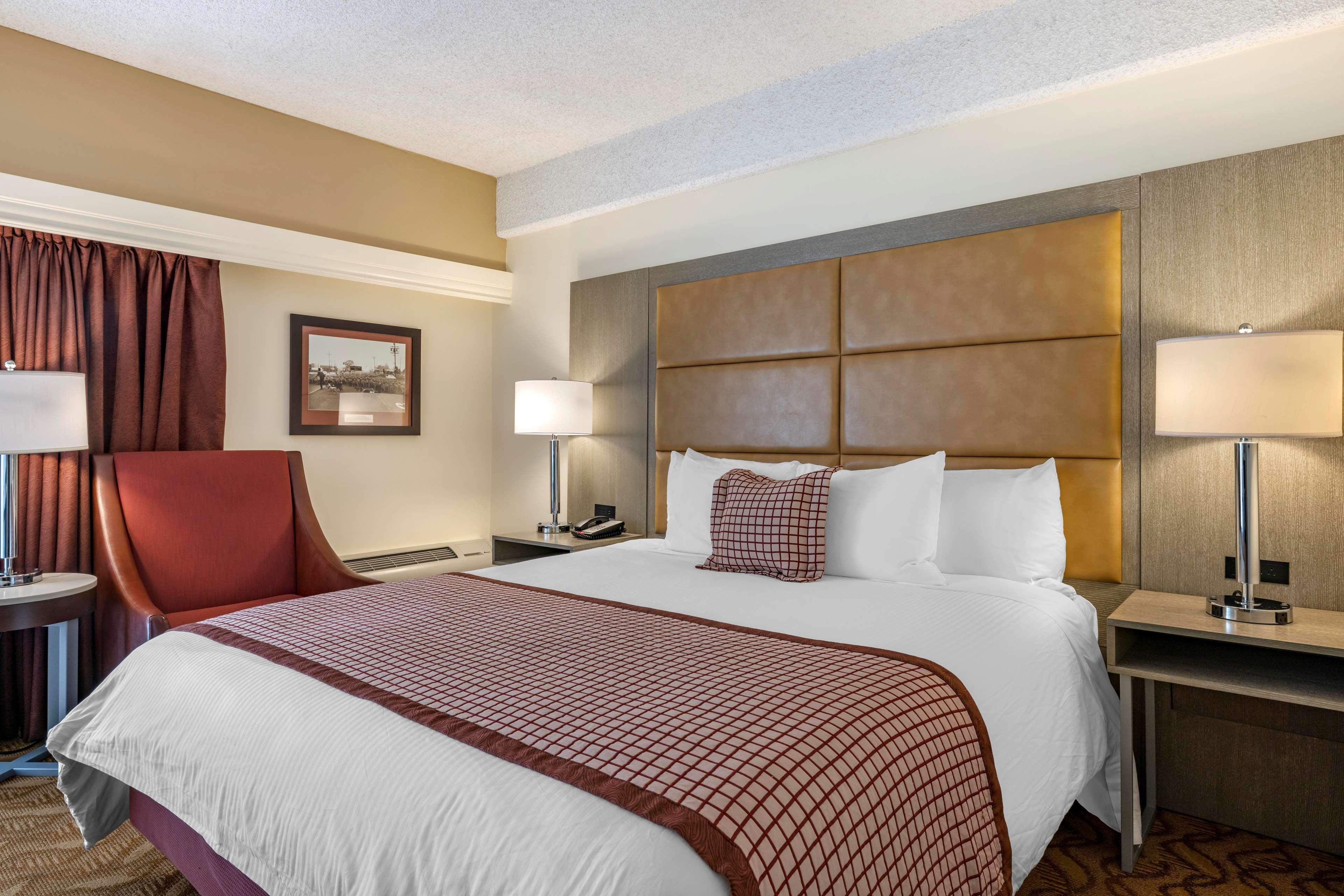 Best Western Plus Thousand Oaks Inn Экстерьер фото