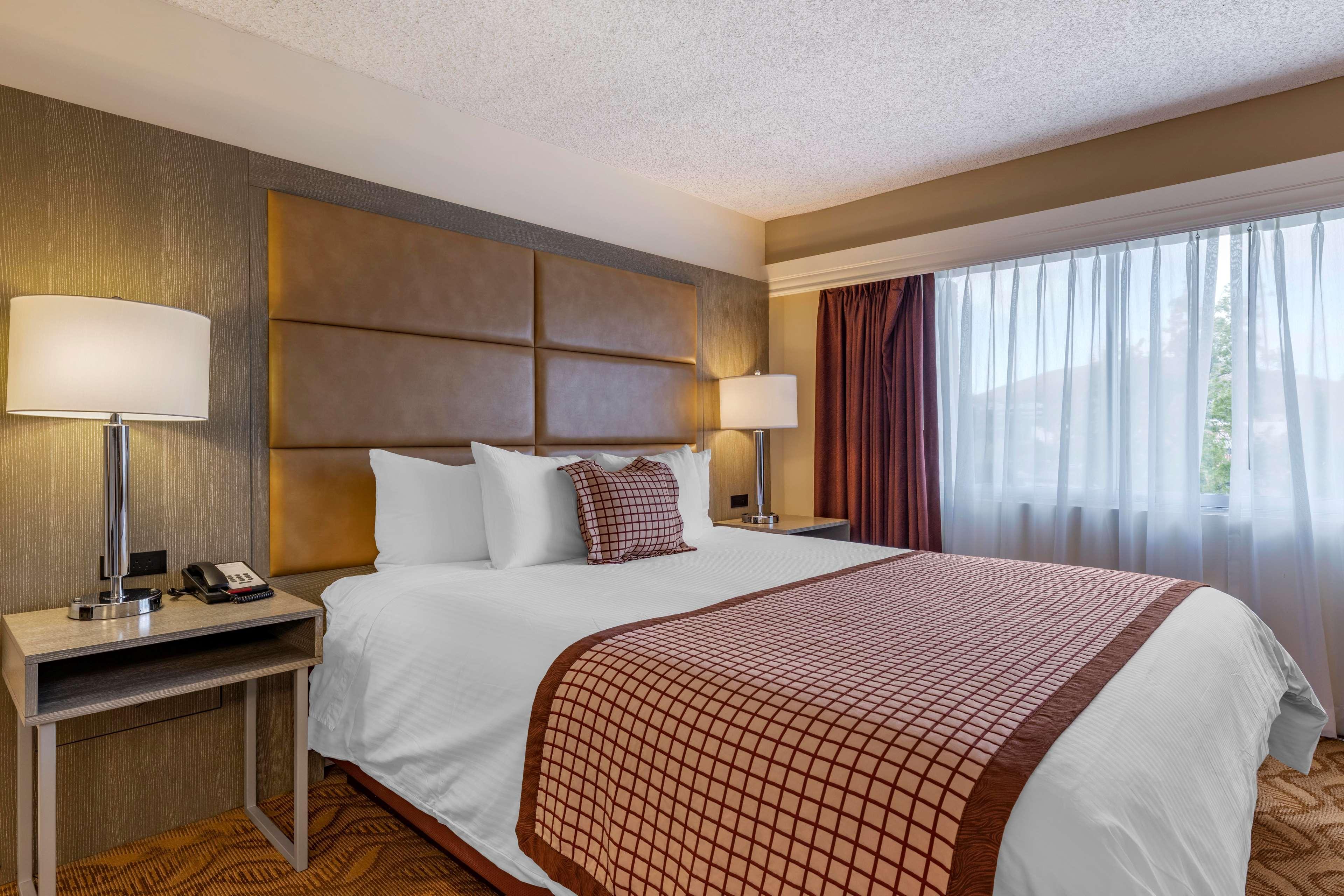 Best Western Plus Thousand Oaks Inn Экстерьер фото