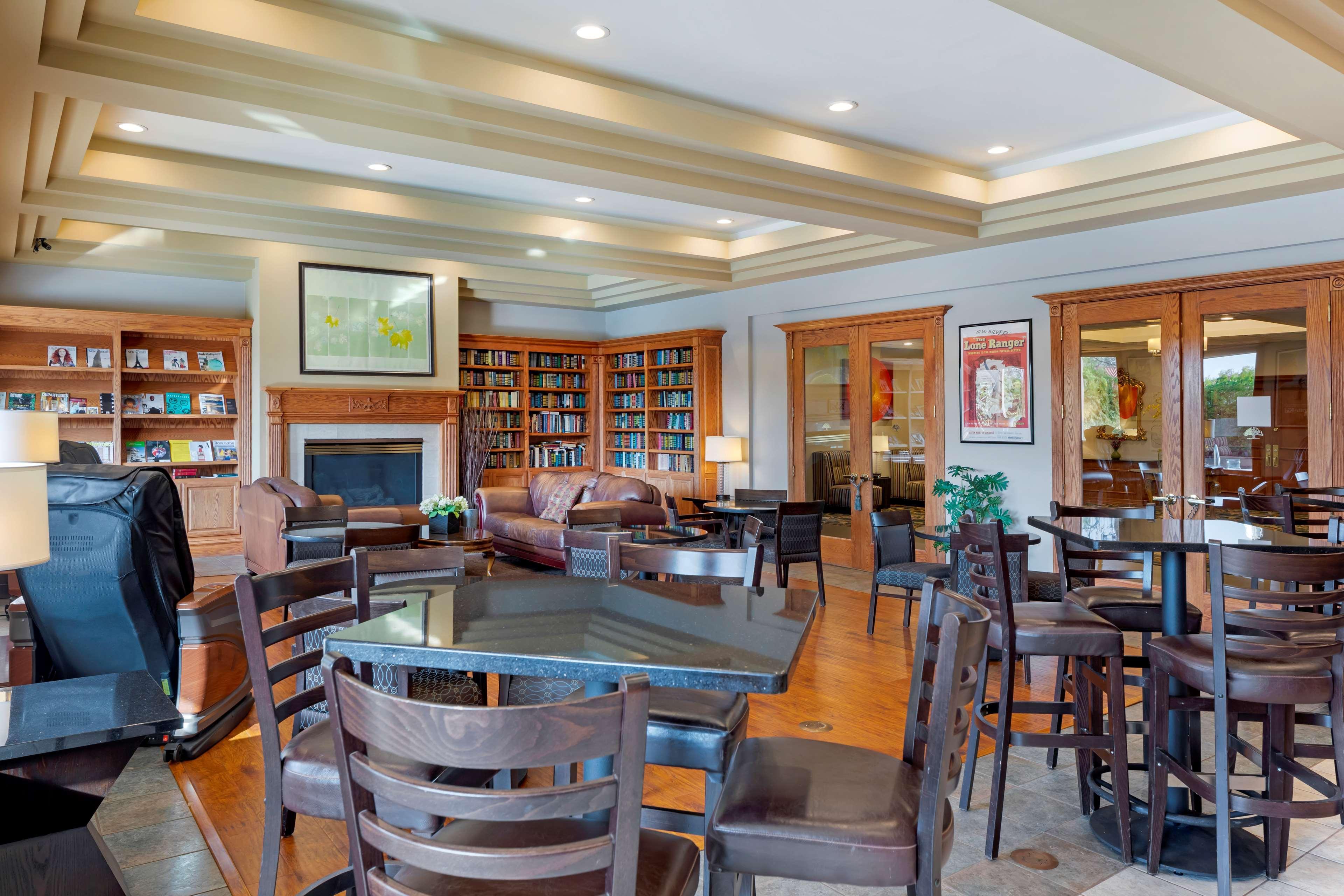 Best Western Plus Thousand Oaks Inn Экстерьер фото