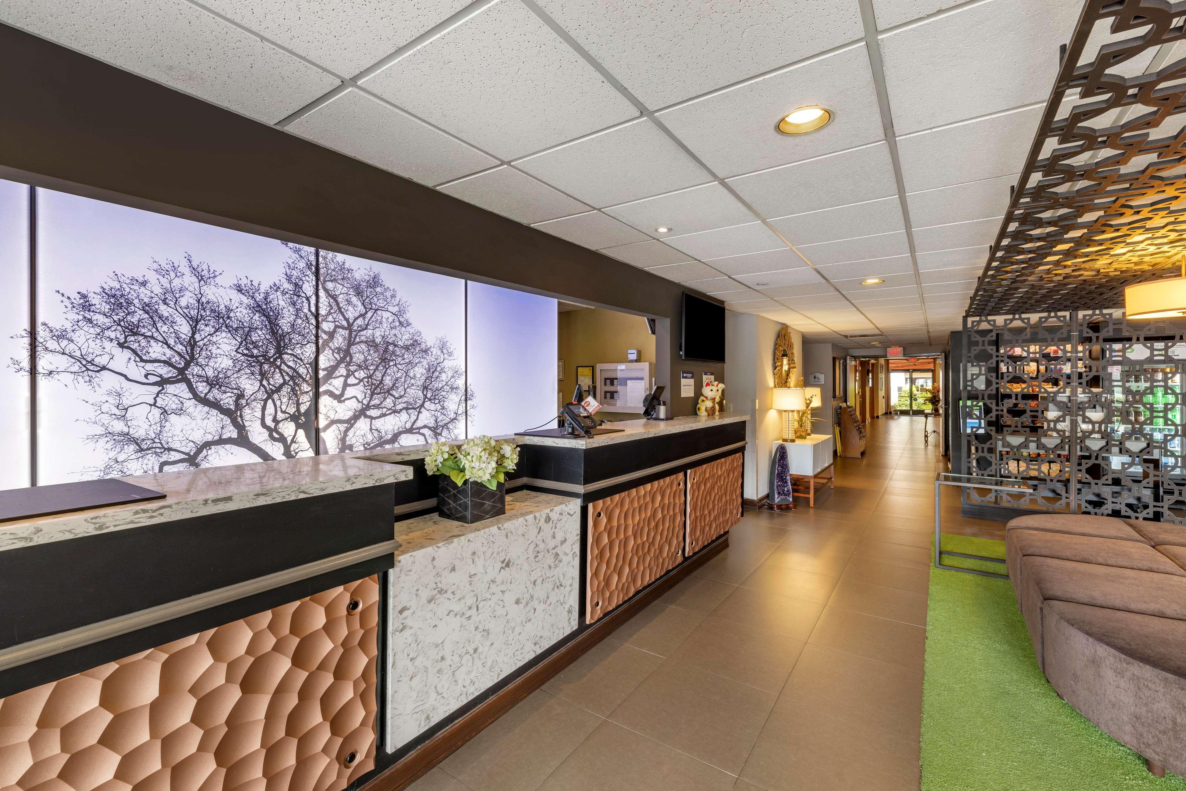 Best Western Plus Thousand Oaks Inn Экстерьер фото